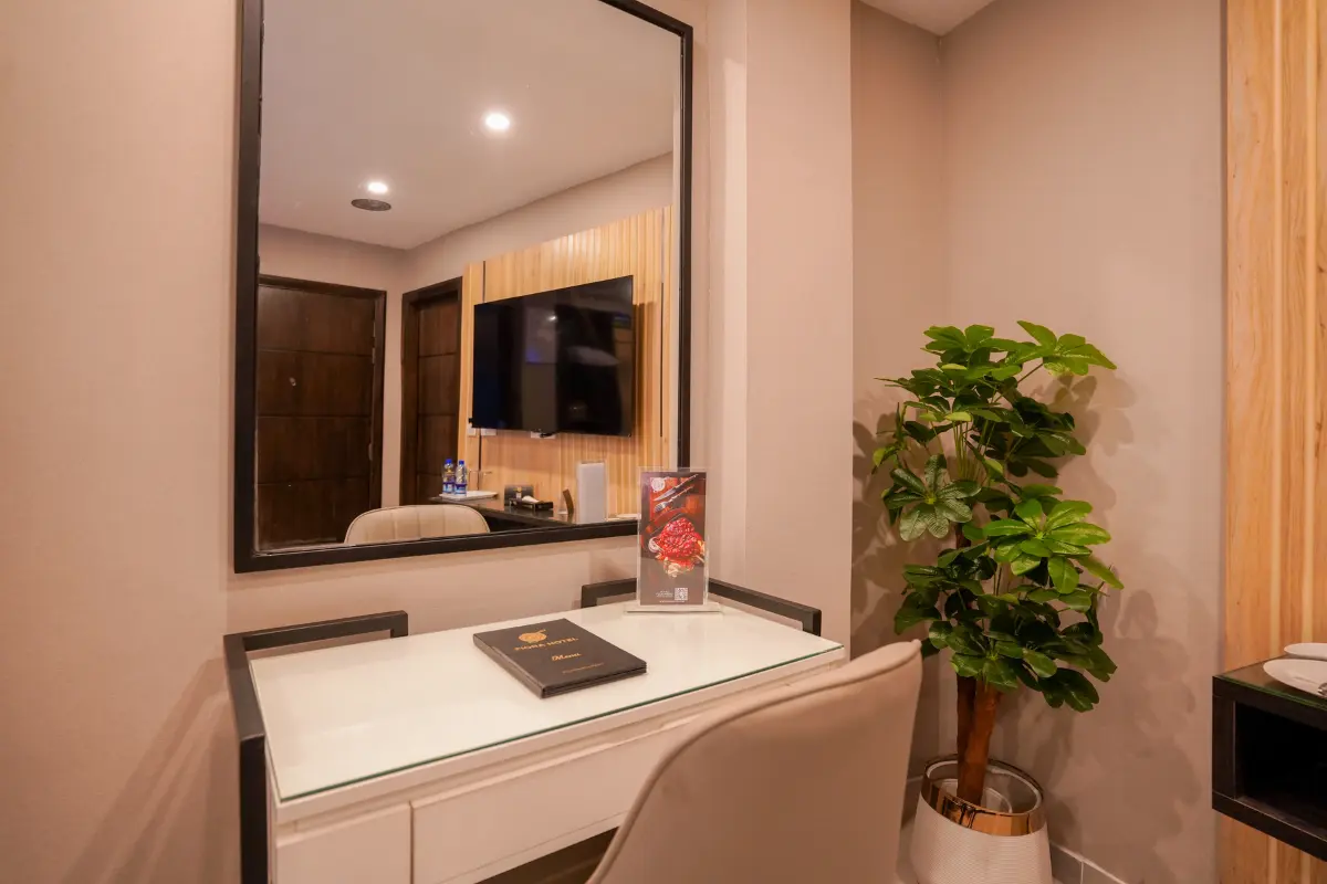 Family Suite comes up with 2 stylish and fully equipped bathrooms