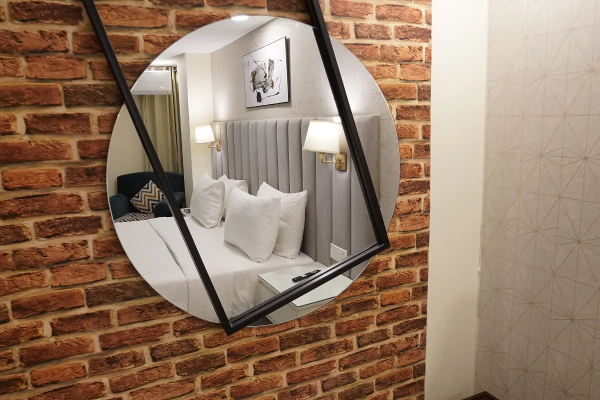 Standard Queen Room for economical stay with luxuriousness